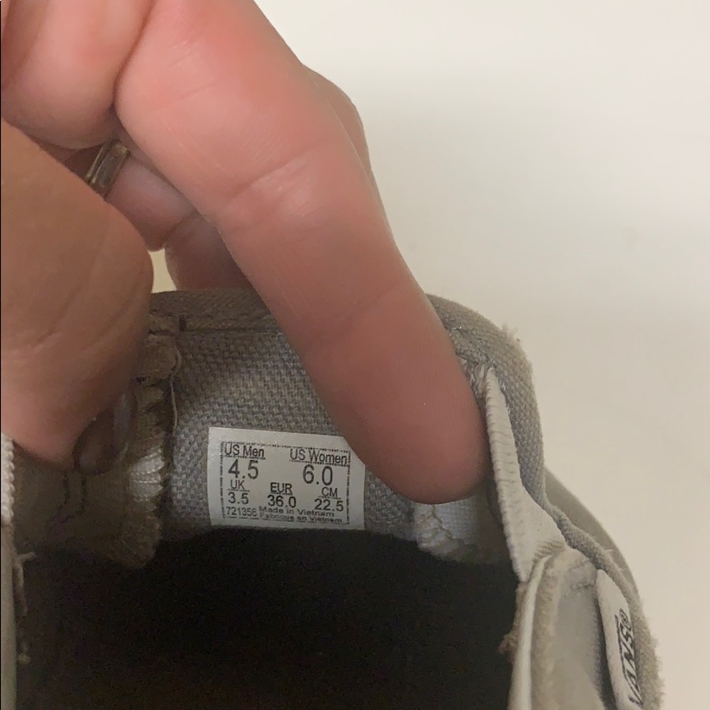 Women’s vans